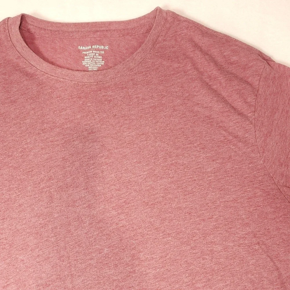Banana Republic Shirt Mens XL Pink Premium‎ Wash Tee Tagless Crewneck Solid Soft